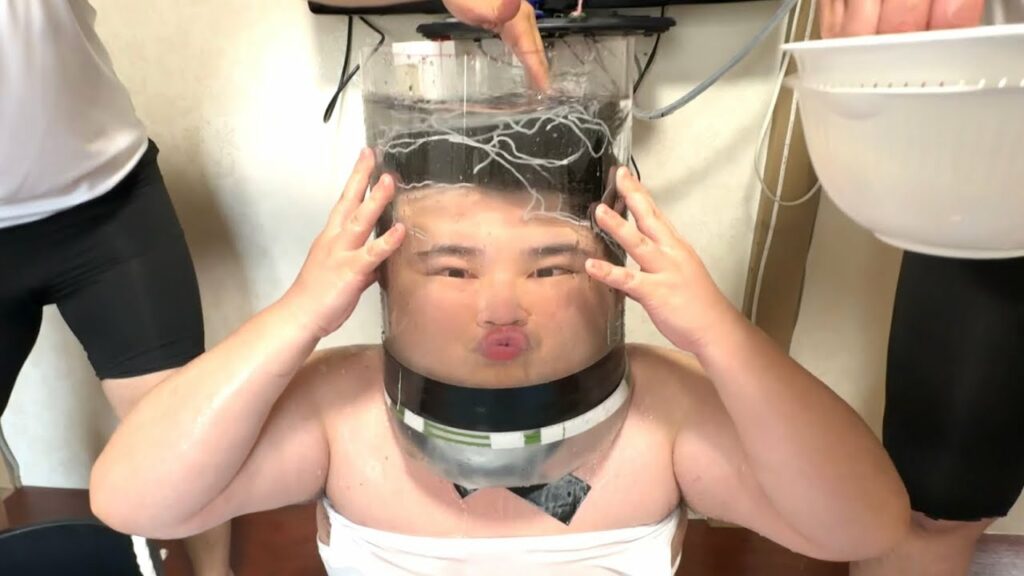顔面水槽流しそうめん