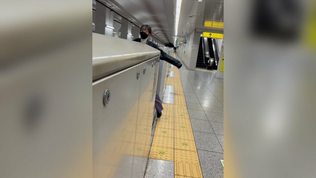 【線路どこ?😳】TikTokで秒で削除された動画